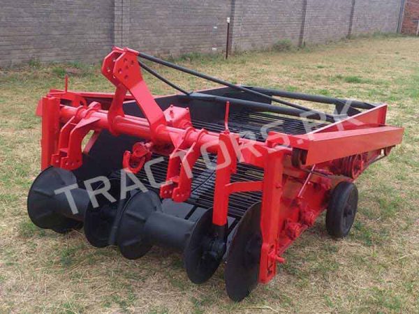 Potato Harvester In Botswana